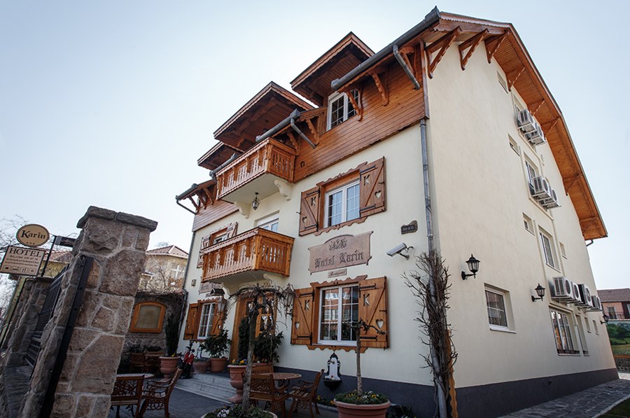 Karin Hotel 3*
